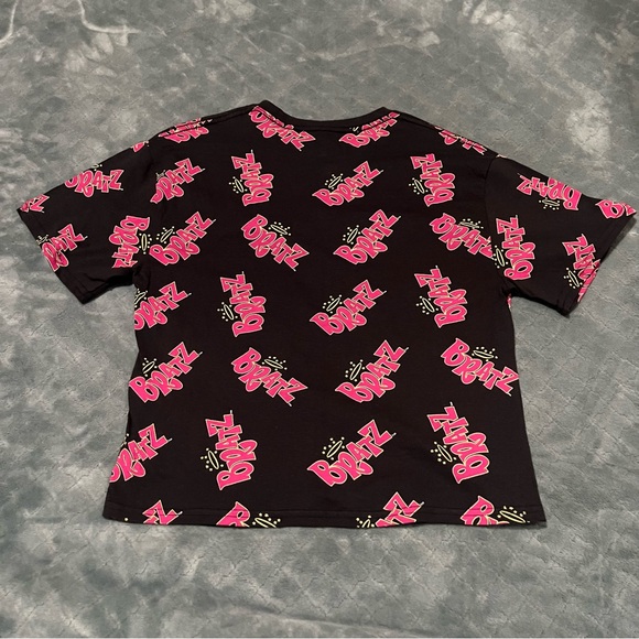 Bratz Graphic Tee‎ - Black and Pink - Picture 3 of 4
